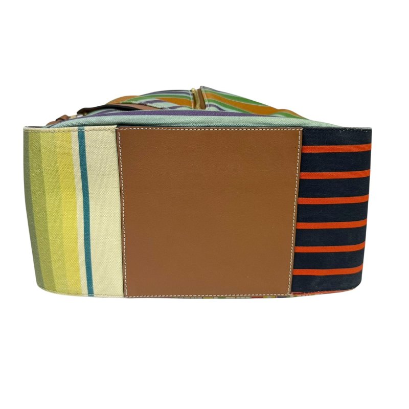 【美收精品】 LOEWE 彩色帆布肩背包 2-765-4
