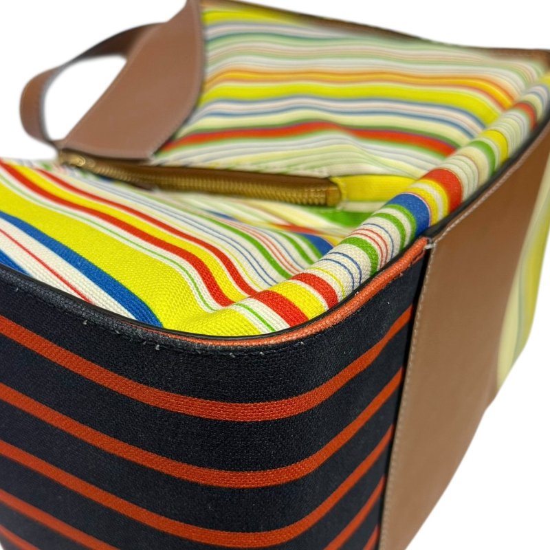 【美收精品】 LOEWE 彩色帆布肩背包 2-765-8