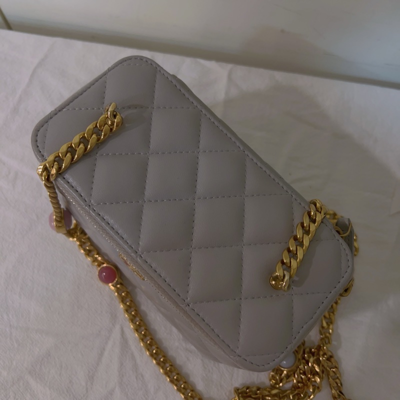 ෆ Chanel化妝包 盒子包 高級大象灰🐘芯片款-11