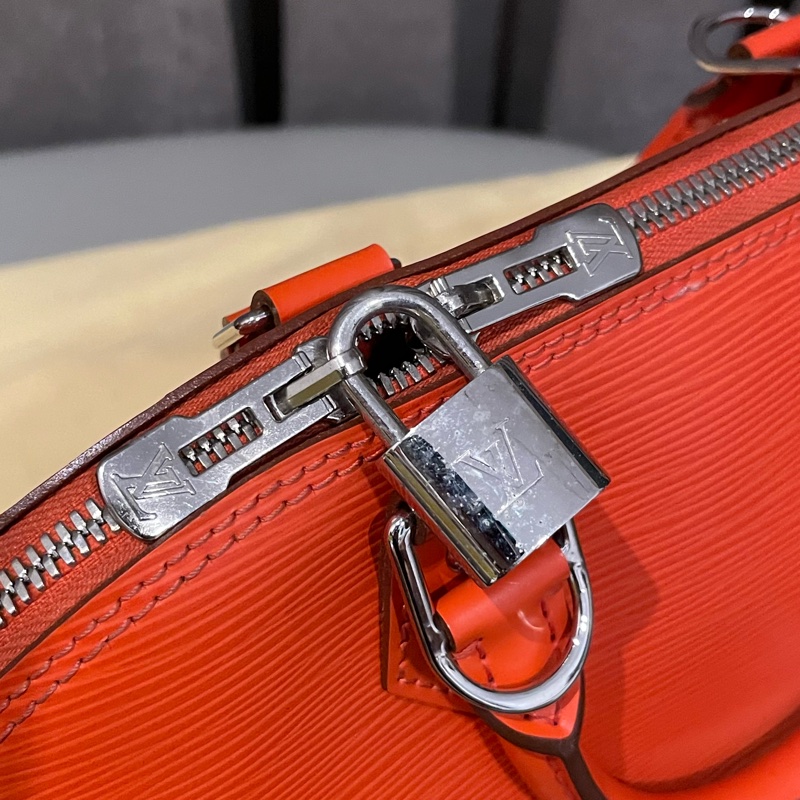 LV Alma PM 29貝殼包-6