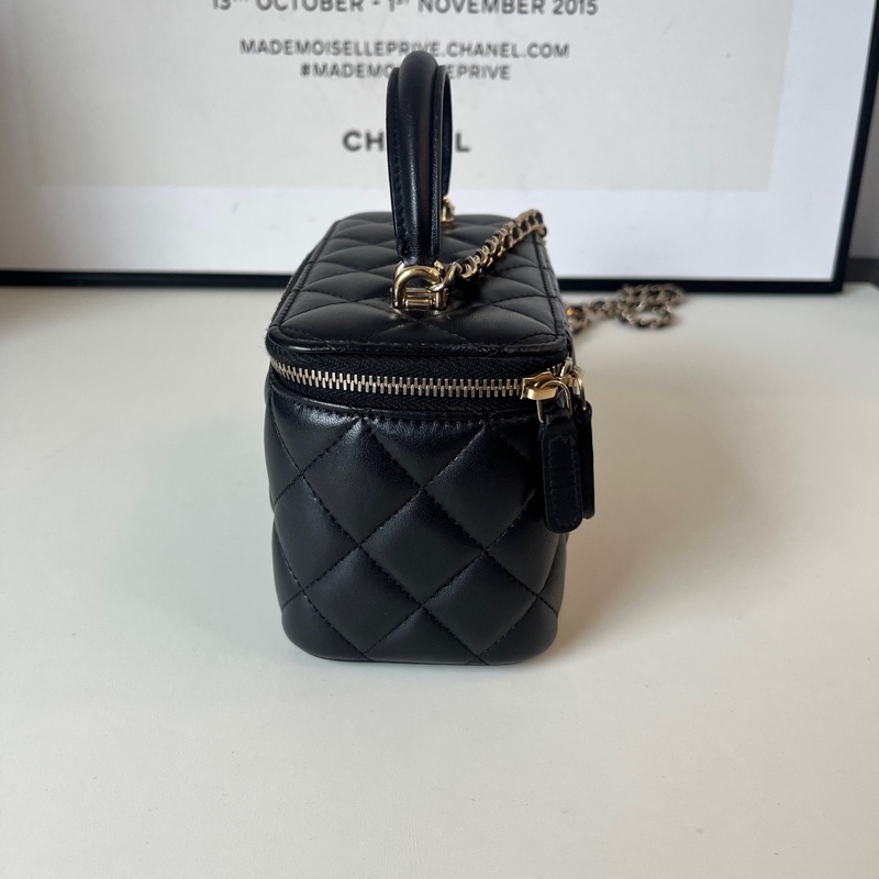 全配🈶️購證❤️ 香奈兒 #黑金 #手柄 #長盒子 #化妝包-6