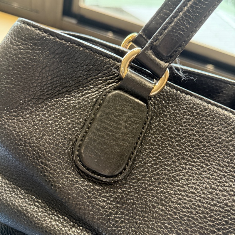 Gucci 荔枝牛皮 流蘇Soho包-14
