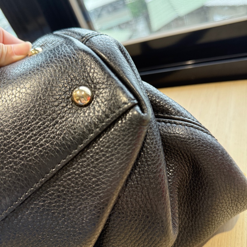 Gucci 荔枝牛皮 流蘇Soho包-19