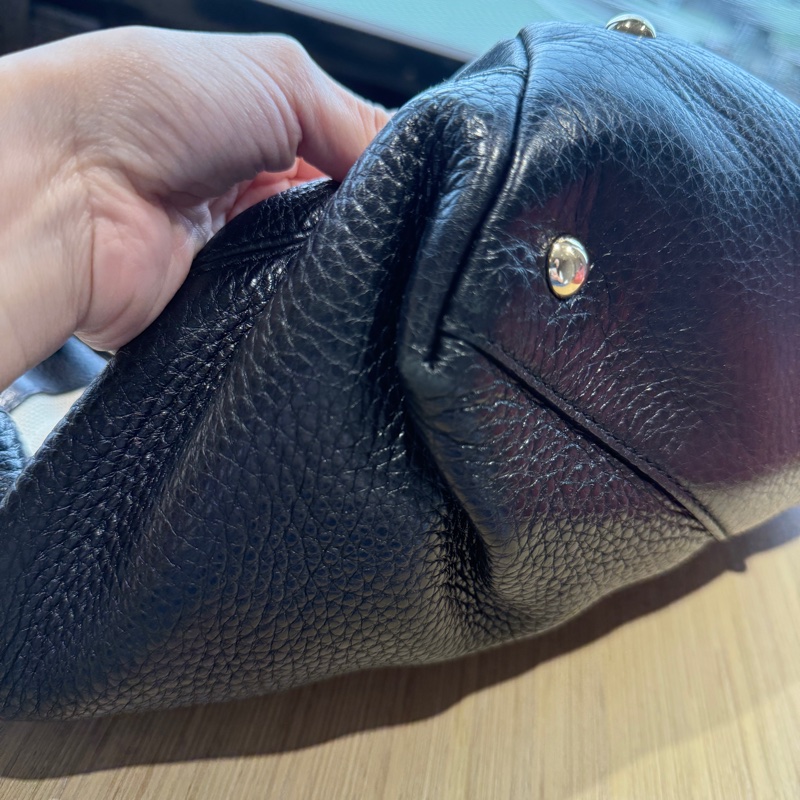 Gucci 荔枝牛皮 流蘇Soho包-21