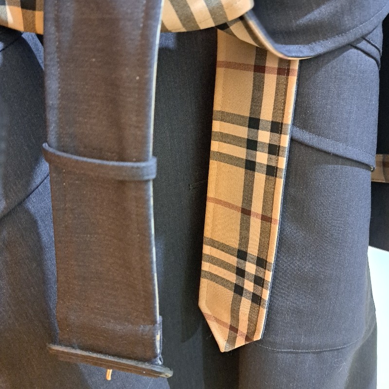 XL/全新未使用/Burberry London /頂級款/男神長版風衣-35