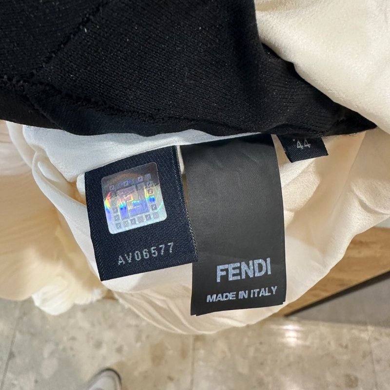 【美收精品】Fendi白色抓皺洋裝 2-706-7