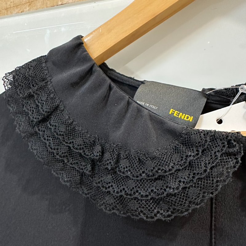 【美收精品】Fendi黑色蕾絲邊長裙 2-704-4