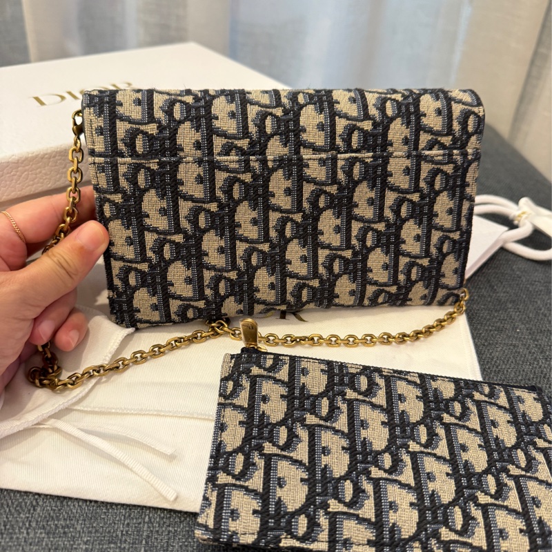 Dior Saddle 小型附鏈帶手拿包斜背包WOC，金屬鏈帶可拆附小扁包-6