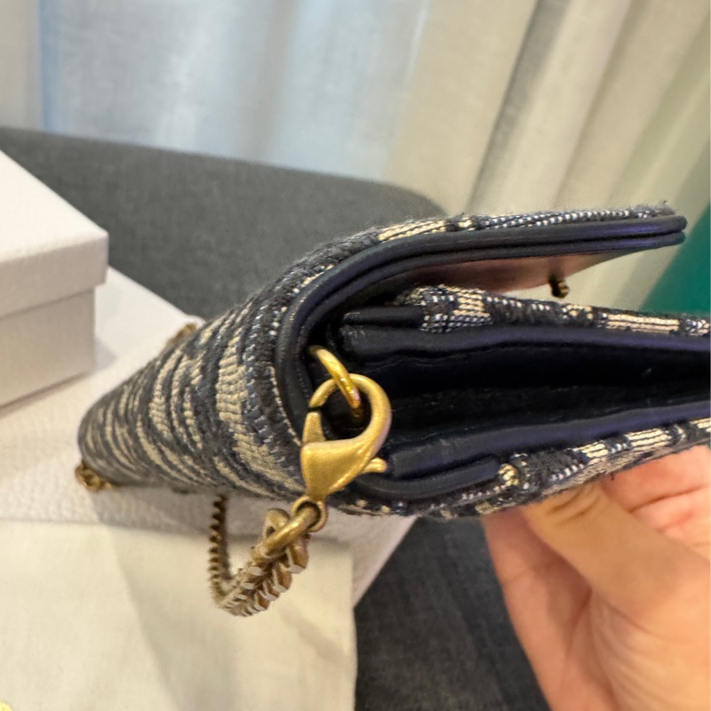 Dior Saddle 小型附鏈帶手拿包斜背包WOC，金屬鏈帶可拆附小扁包-8