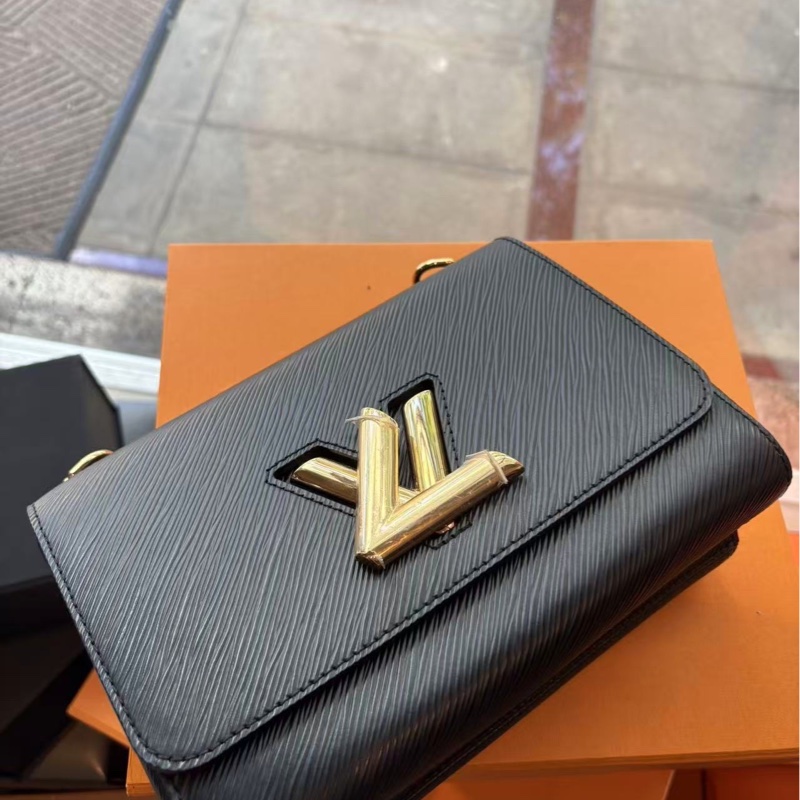 LOUIS VUITTON Twist MM-1