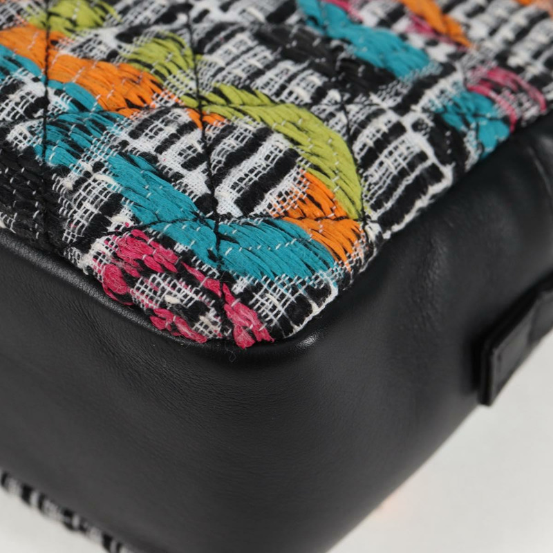 【日本直送】香奈兒 Matelasse 30 鏈條包,斜紋軟呢皮革,白色,銀色雙C標誌,正品編號 116419SM-18