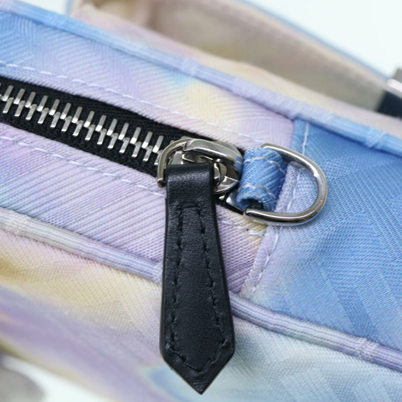 【日本直送】FENDI Zucca 帆布肩背包 淺藍色 正品 62025AV-7