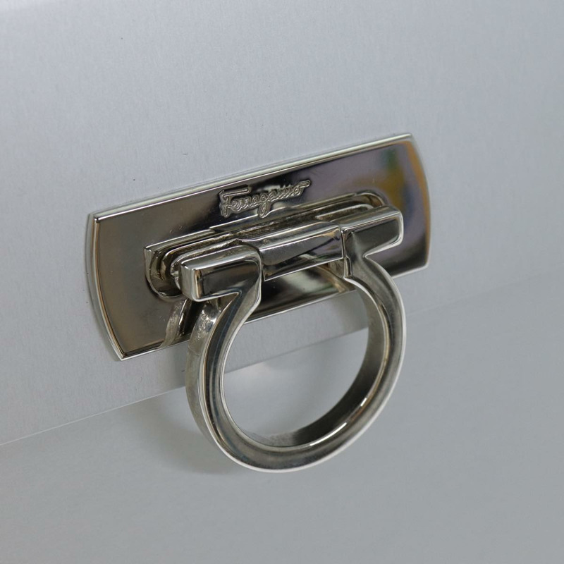 【日本直送】Salvatore Ferragamo Gancini 手提包 不鏽鋼 銀色 正品 81633AV-19