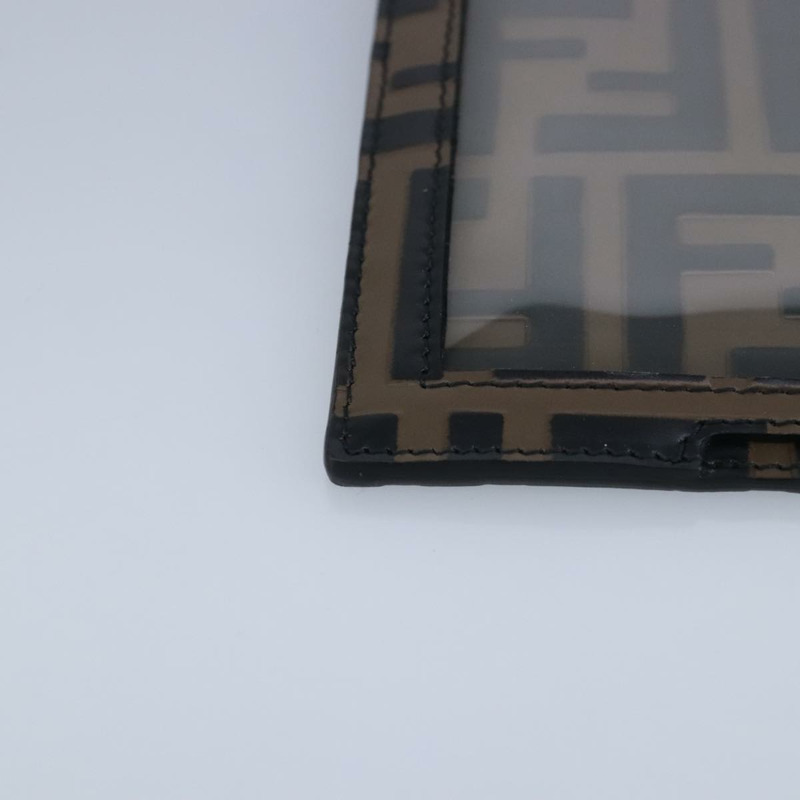 【日本直送】FENDI Zucca 帆布智慧型手機支架 棕黑銀 7AR737 A5TL 正品 97888V-13