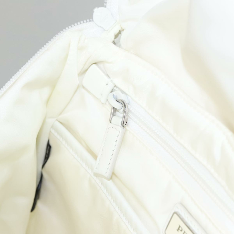 【日本直送】PRADA 背包 尼龍 白銀 正品 105813V-25