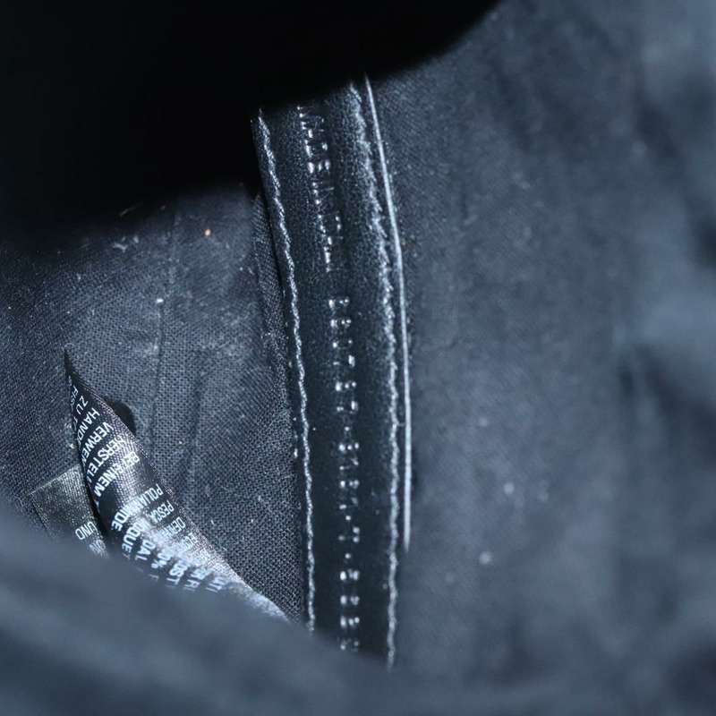 【日本直送】BALENCIAGA Neophone手機支架單肩包 琺瑯銀色 660787 正品 110436AV-10