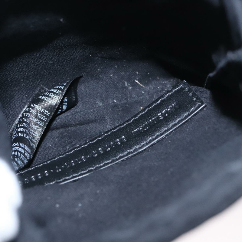 【日本直送】BALENCIAGA Neophone手機支架單肩包 琺瑯銀色 660787 正品 110436AV-19