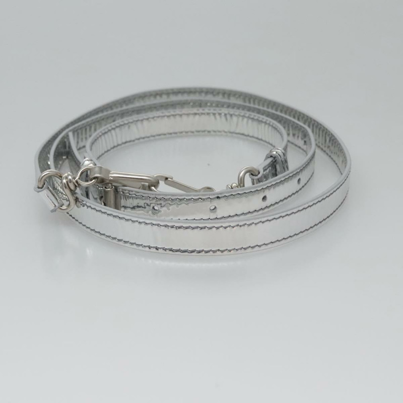 【日本直送】BALENCIAGA Neophone手機支架單肩包 琺瑯銀色 660787 正品 110436AV-26