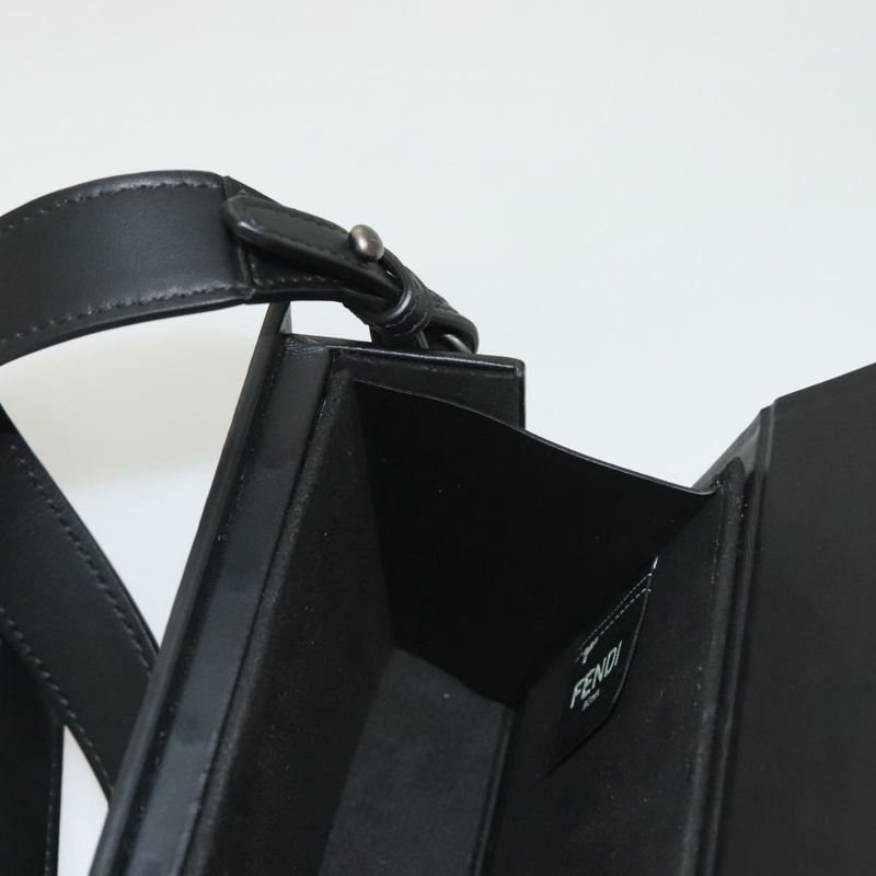【日本直送】FENDI 盒式單肩包 皮革 黑色 銀色 正品 121070-10