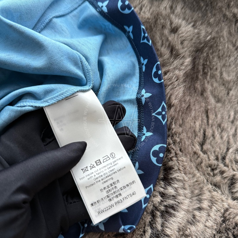 （已售出）🤍LV鏈飾上衣 / LV上衣（深藍色） 無花果精品-6