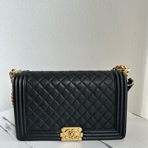 Chanel boy28 💜💜