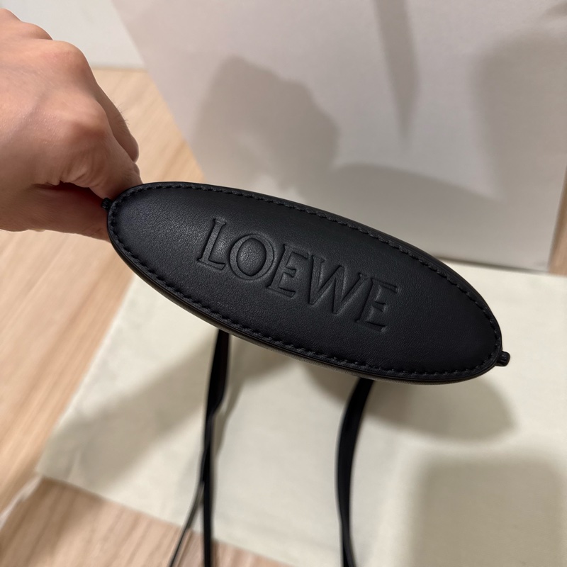 LOEWE Dice pocket 肩背/斜背 兩用小包 黑色 牛皮 骰子包-7