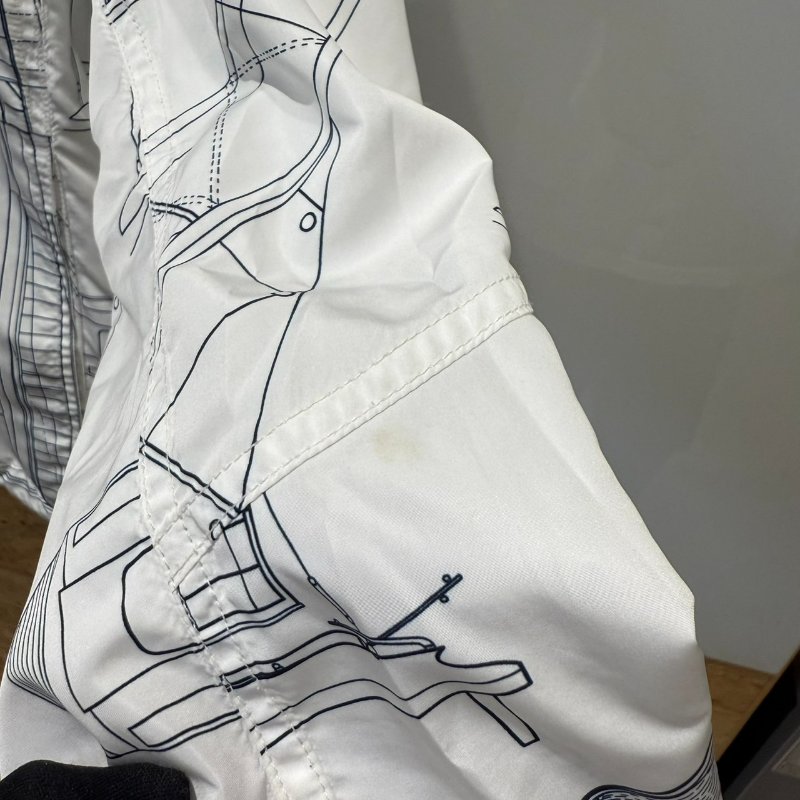 【美收精品】LV 白藍防風外套 2-729-2