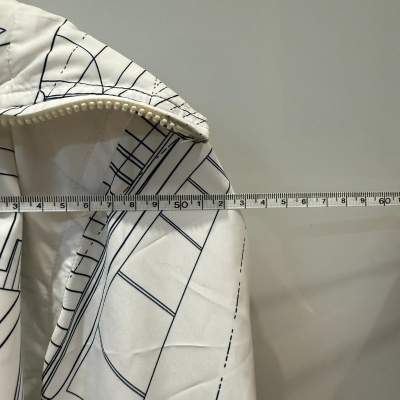 【美收精品】LV 白藍防風外套 2-729-16