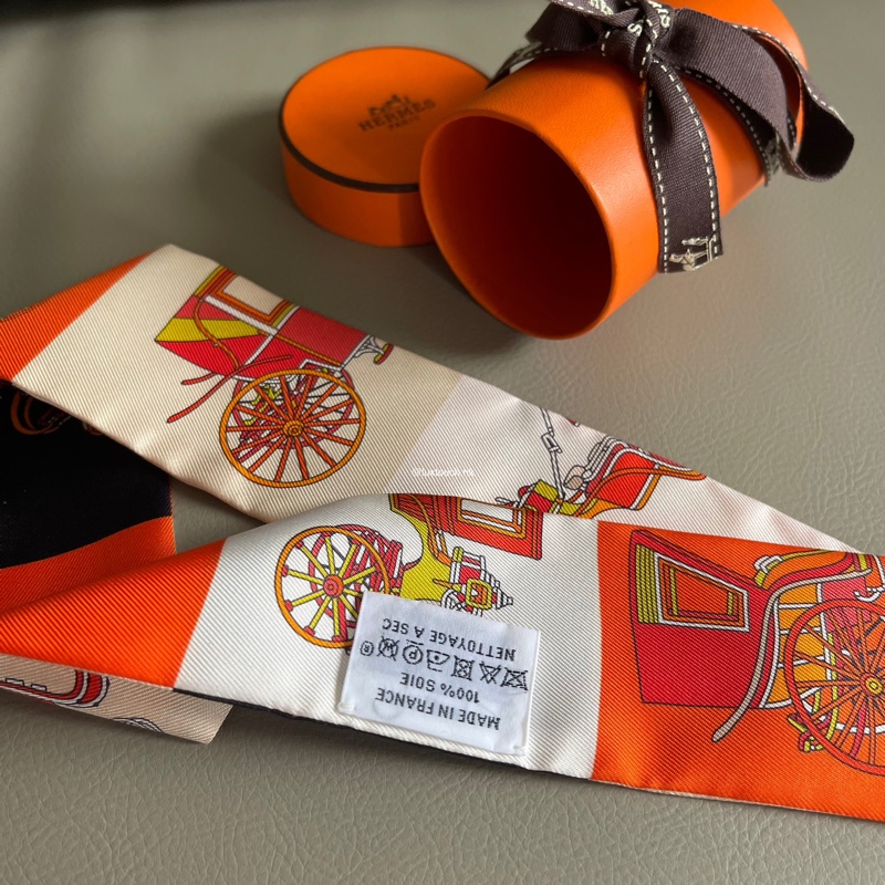 絕版🍊 Hermes 愛馬仕 Twilly 小絲巾🧣Voitures Exquises 馬車接龍-4