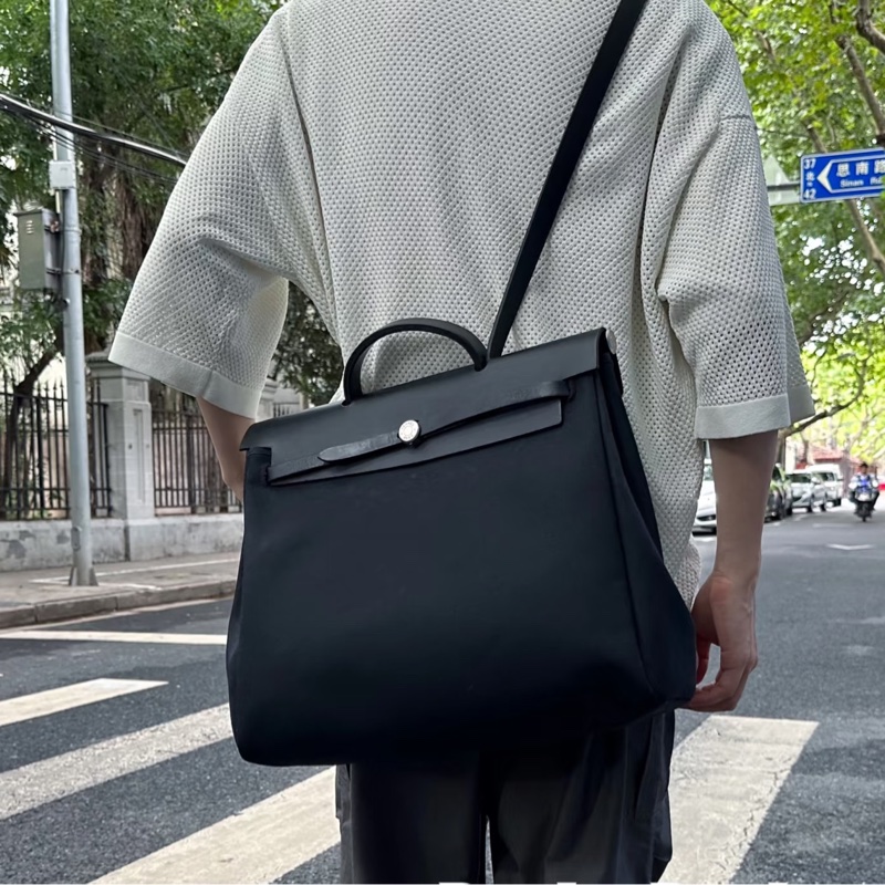 🈶台灣購證 #近新w刻全配 愛馬仕黑銀herbag39郵差斜挎包🔥全網最低🔥-1