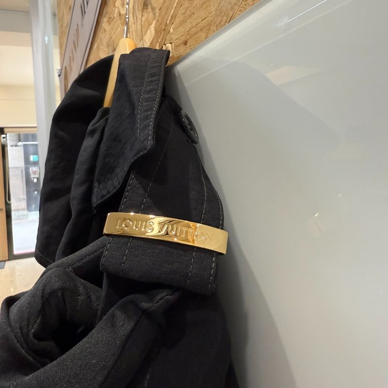 【美收精品】LV 黑色外套 2-718-2