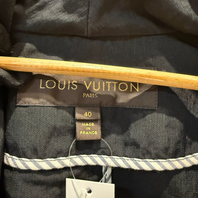 【美收精品】LV 黑色外套 2-718-10