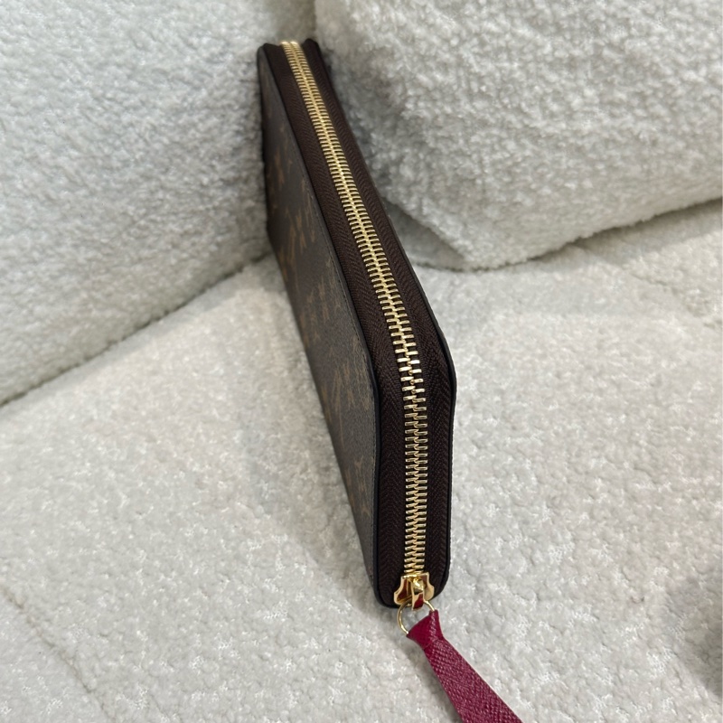 【LV Monogram 拉鍊長夾】-2