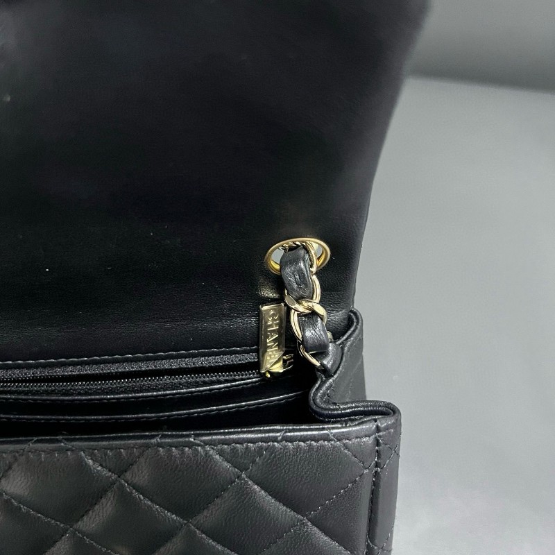 Chanel classic flap square-14