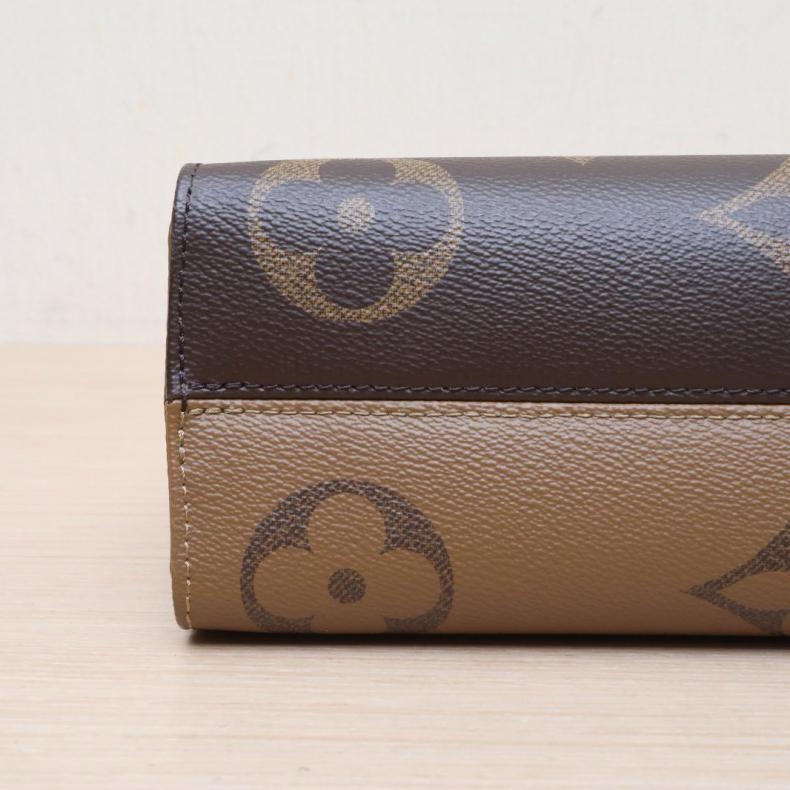 LOUIS VUITTON(路易威登) Onthego East West 橫版三合一 老花 PVC 晶片-3