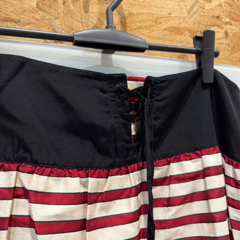 【美收精品】Fendi紅白條紋短裙 2-703-4