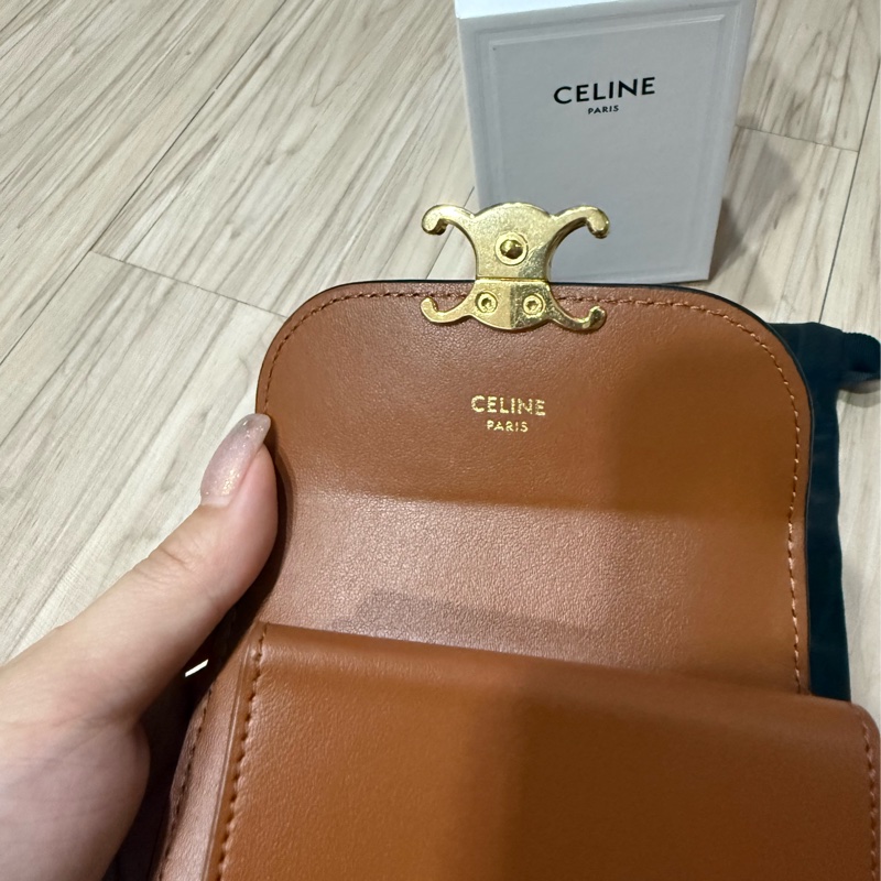 TRIOMPHE標誌印花小號翻蓋錢包-18