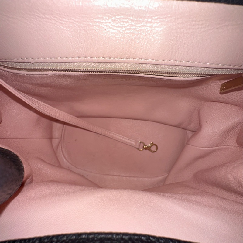 Chanel黑金荔枝牛皮琺瑯扣雙肩後背包 全配🈶購證 98新閒置品🉑肩背-28