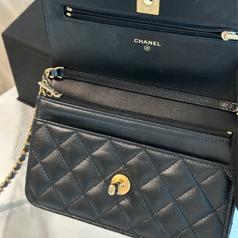 Chanel 23b黑金荔枝牛皮woc 芯片款 近新閒置🈶購證🉑調肩帶-16