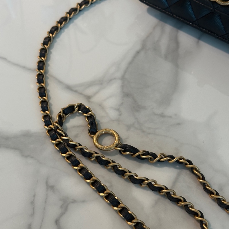 Chanel 23b黑金荔枝牛皮woc 芯片款 近新閒置🈶購證🉑調肩帶-18