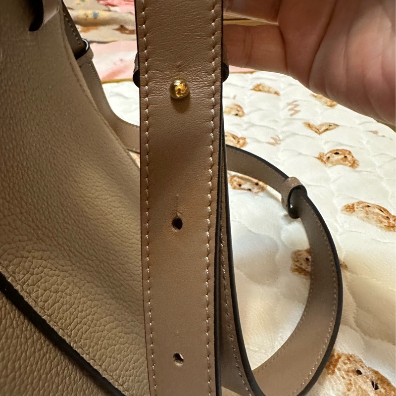 Loewe吊床包小號-5