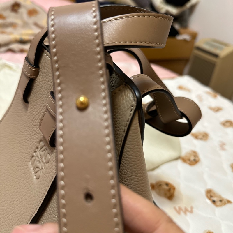 Loewe吊床包小號-9