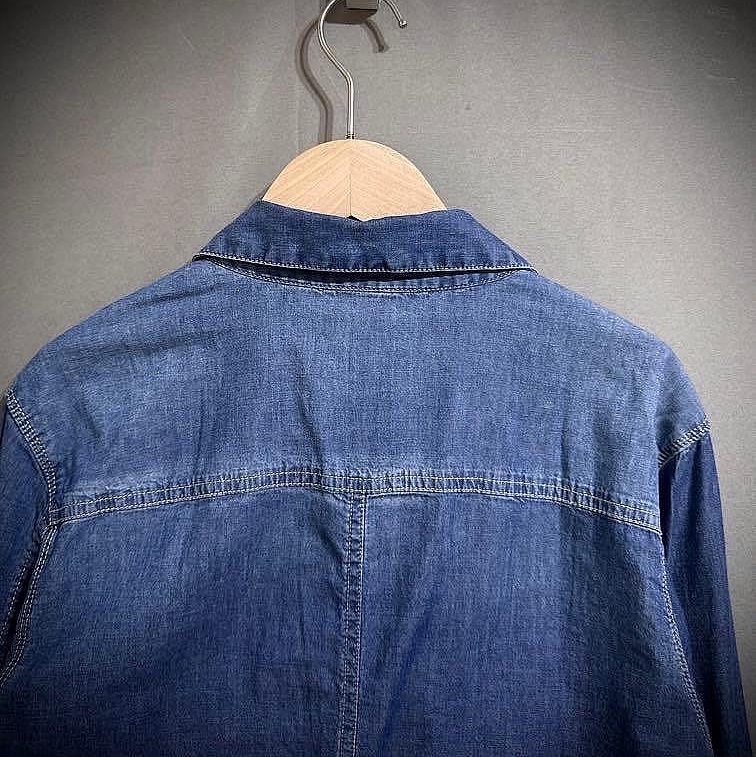 Calvin Klein ck jeans 絲光棉修身剪裁牛仔襯衫 春夏薄款珍珠釦單寧襯衫 女L-1