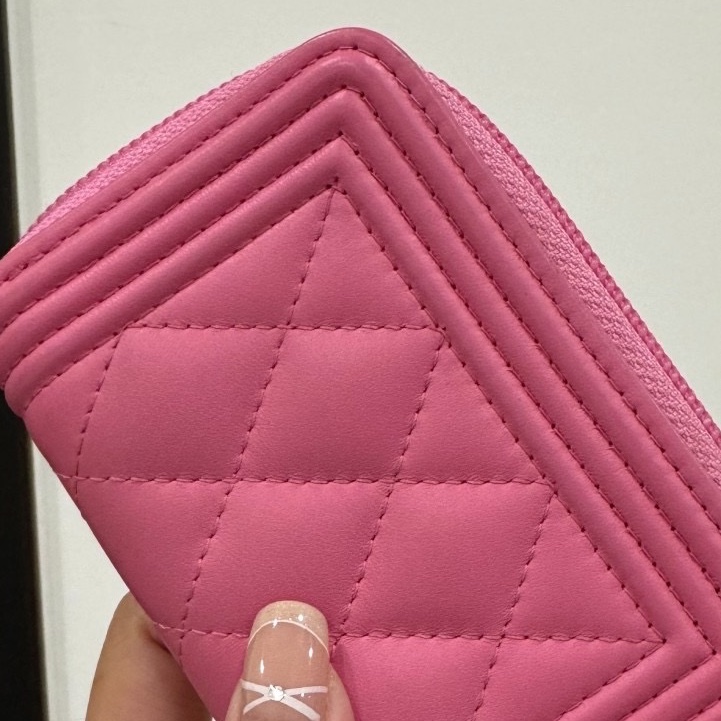 chanel 香奈兒 le boy 櫻花粉 信用卡卡夾 ㄇ拉 ㄇ字拉 卡夾 皮夾 短夾 錢包 零錢包-10