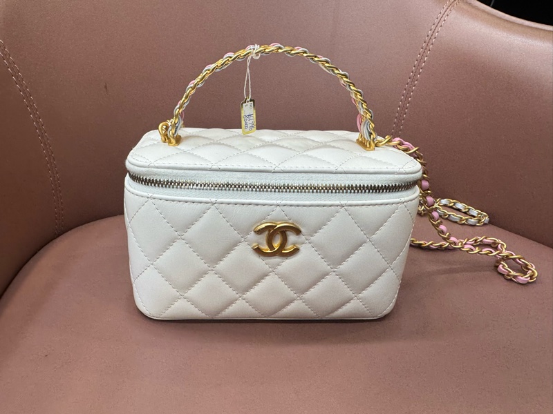 Chanel-0