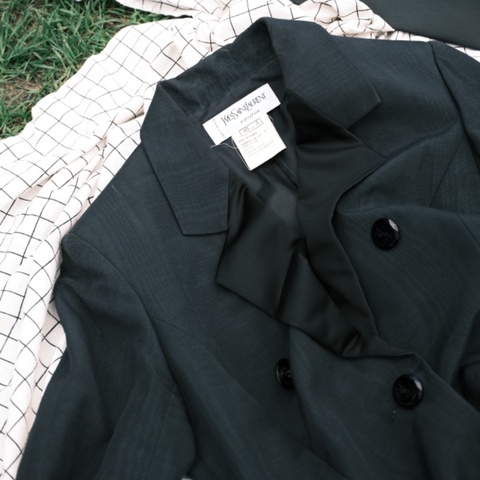 Yves Saint Laurent 聖羅蘭 正裝絲質寶石切割釦西裝外套 EU40 📌 含有Legit 真品鑑定書