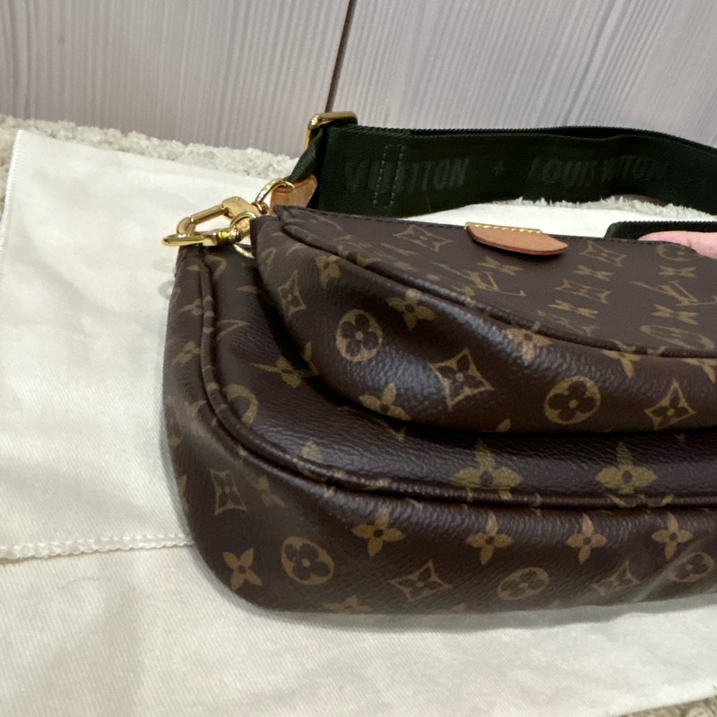 Louis Vuitton lv 深綠色背帶五合一麻將包-12