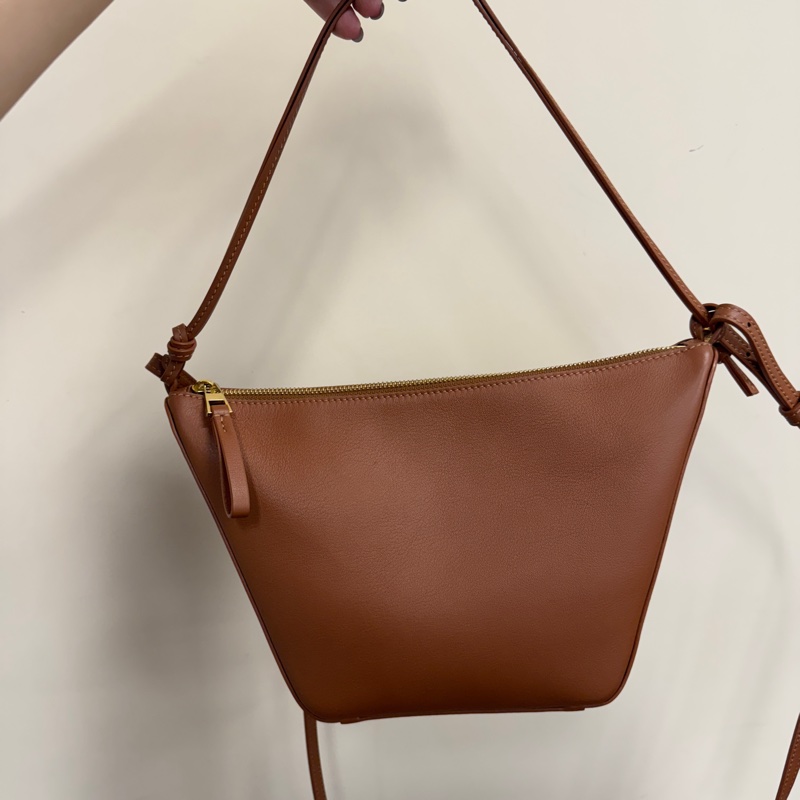 Loewe Mini Hammock Hobo 咖牛皮金釦-0