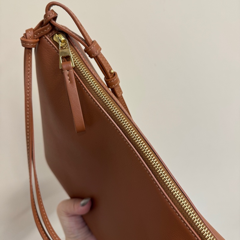 Loewe Mini Hammock Hobo 咖牛皮金釦-7