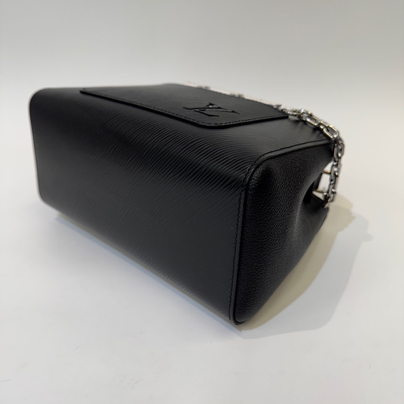 LV Marelle Tote BB 黑EPI銀釦二合一-6